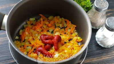 гуляш из куриных желудков