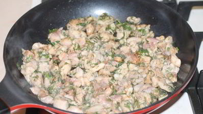 гуляш из курицы с подливкой