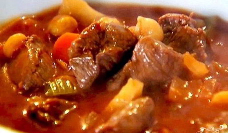 Рецепт гуляша из курицы в мультиварке