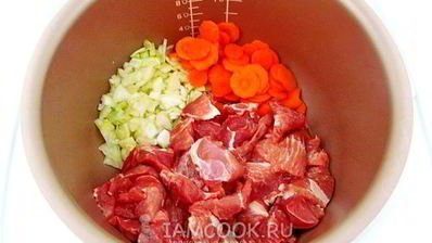 гуляш из свинины по-мадьярски в мультиварке