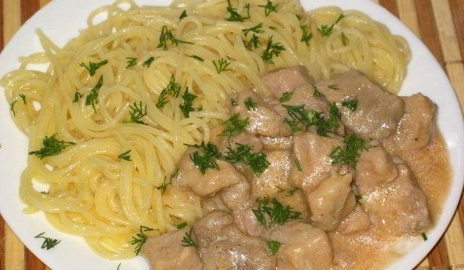 Рецепт гуляша из свинины со сливками