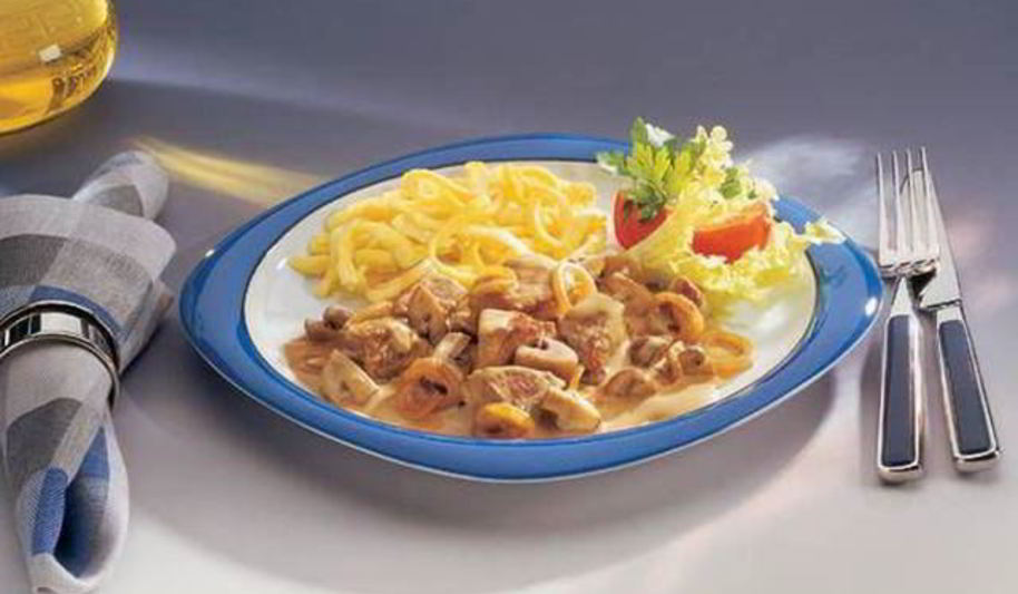 Рецепт гуляша из теленка в сливочно-луковом соусе