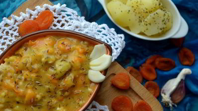 гуляш по-восточному с курагой