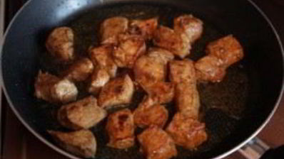 гуляш с грибами и мясом