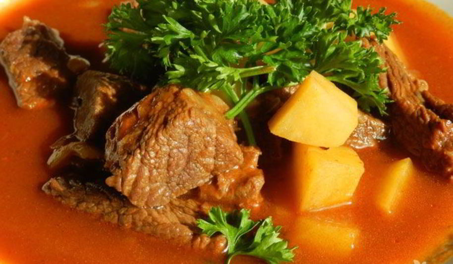 Рецепт гуляша со свининой в мультиварке