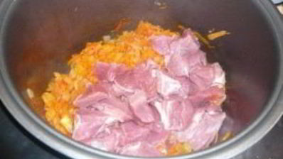 гуляш со свининой в мультиварке