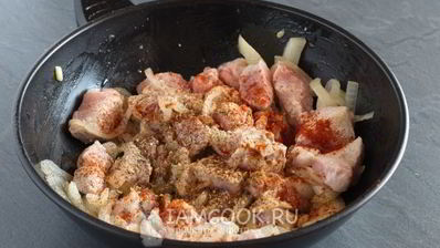 гуляш в хлебе по-чешски