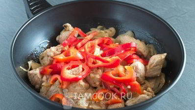 гуляш в хлебе по-чешски