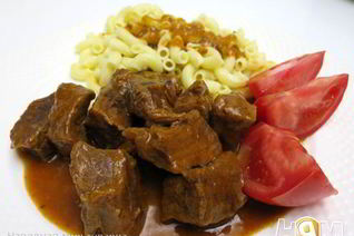 Гуляш в мультиварке