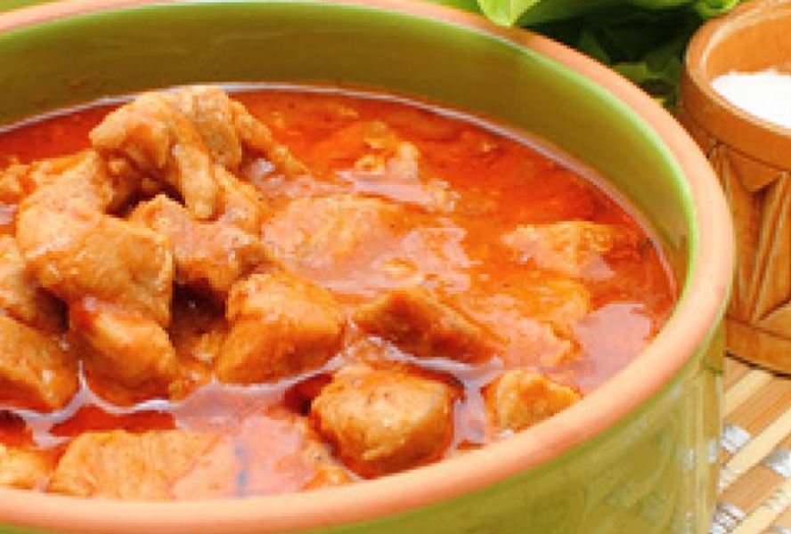 Мясной гуляш из свинины