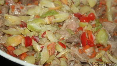 суп-гуляш с индейкой