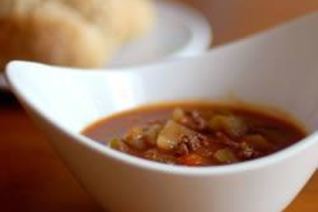 Венгерский гуляш с консервированной фасолью