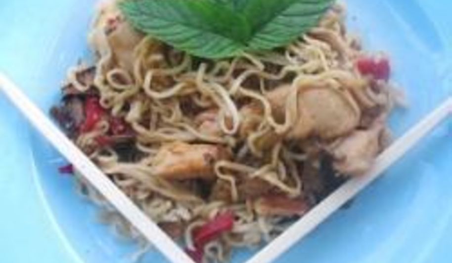 Рецепт китайской лапши с курицей и овощами
