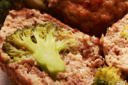 Котлеты из индейки с брокколи