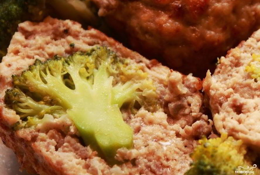 Котлеты из индейки с брокколи