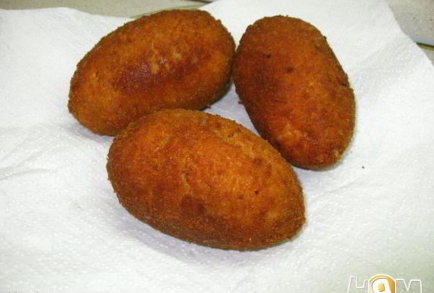 Котлеты по-киевски с сыром и грибами