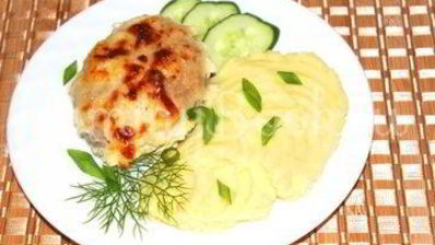 котлеты под сырным соусом