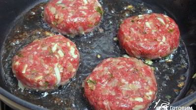 котлеты с перепелиными яйцами павлиний глаз