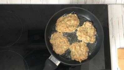 куриные котлеты по албански из курицы