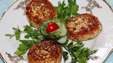 куриные котлеты с творогом и овощами