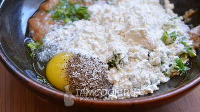 мини-котлеты из икры карася