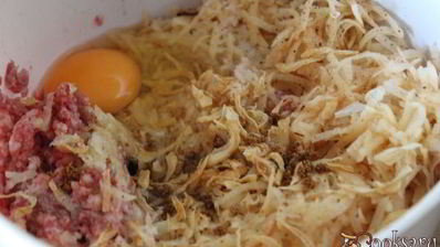 мясные котлеты с картофелем