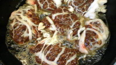 печеночные гречаники в сетке