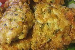 Рубленые куриные котлеты с сыром и зеленью