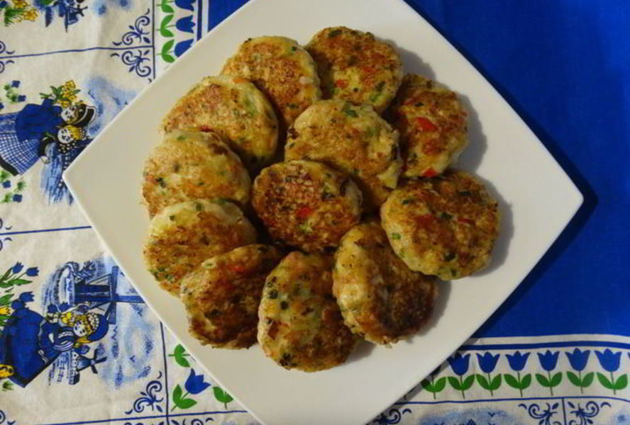 Рыбные котлеты с крабовыми палочками