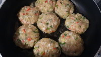 рыбные котлеты с крабовыми палочками