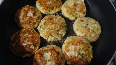 рыбные котлеты с крабовыми палочками