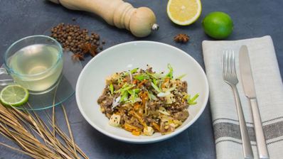 лапша пад тай с говядиной