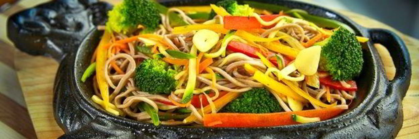 Лапша с брокколи