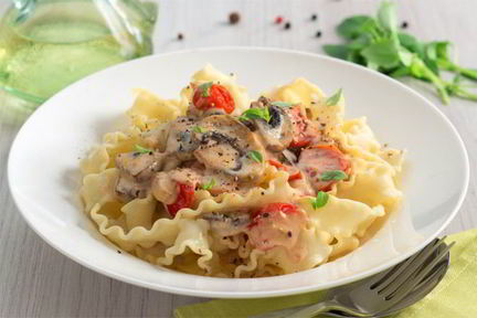 Лапша со сливочным соусом