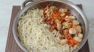 лапша удон с курицей