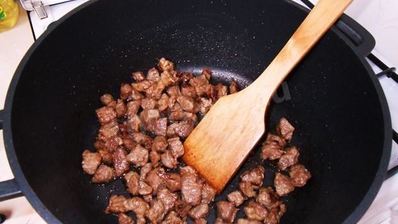 лапша удон со свининой в сладком соусе