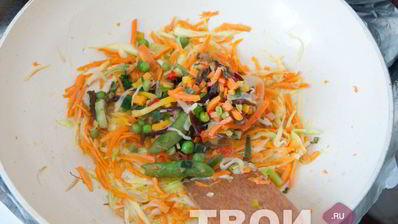 лапша в воке