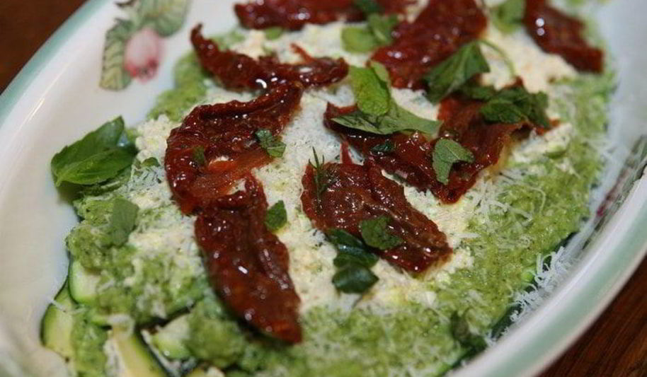 Рецепт лазаний из цукини с рикоттой и соусом песто