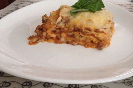 Лазанья по-болонски