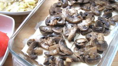 лазанья с брокколи, брюссельской капустой и грибами для гарфилда