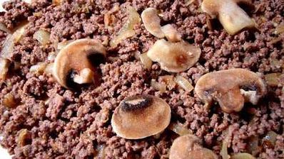 лазанья с фаршем и грибами