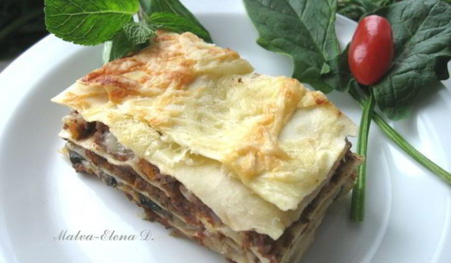 Рецепт лазаний с рагу болоньезе, грибами и моцареллой