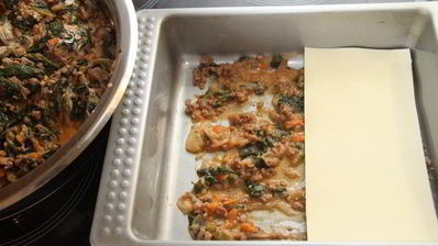 мясная лазанья со шпинатом