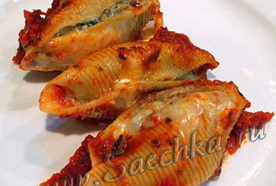 Большие макароны с фаршем