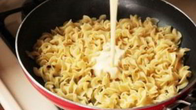 макароны с консервированным тунцом