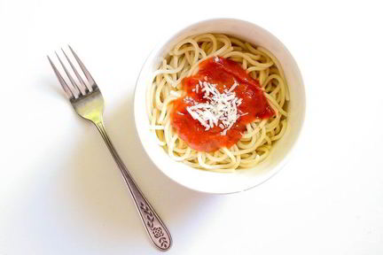 Макароны с томатной пастой