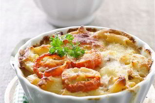 Макароны, запеченные с помидорами, под сыром