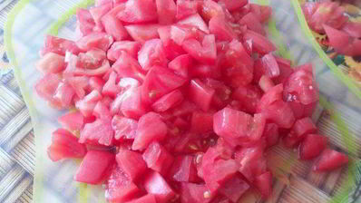 паста феттучине со сливочным соусом и овощами