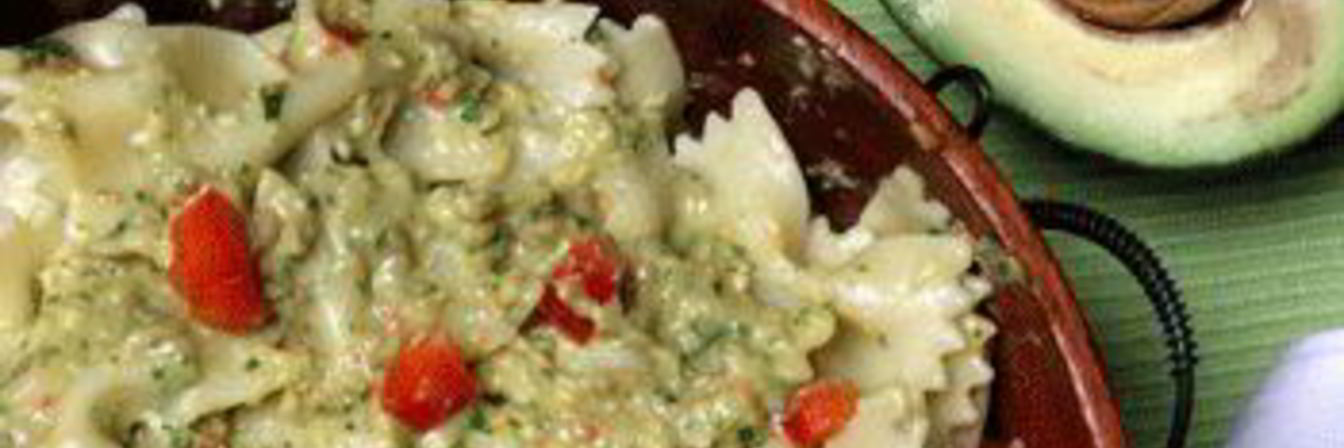 Паста с авокадо и сливочным сыром