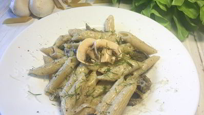 паста с чесноком и грибами